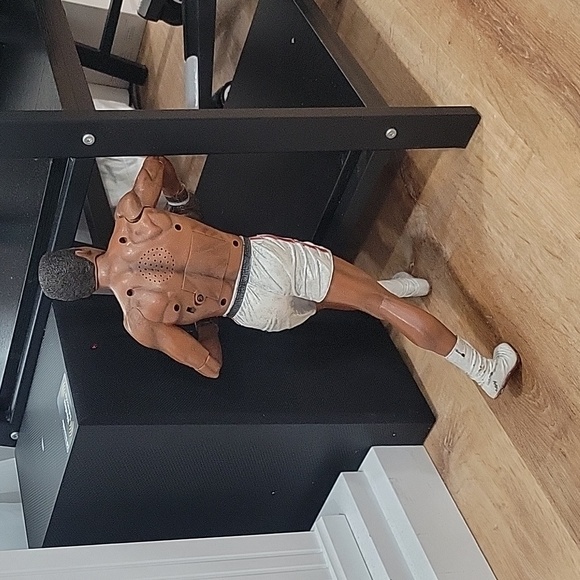 Muhammad Ali 1964 Clay vs Liston 18" Motion Activated Action Figure NECA 2006 - Picture 3 of 5